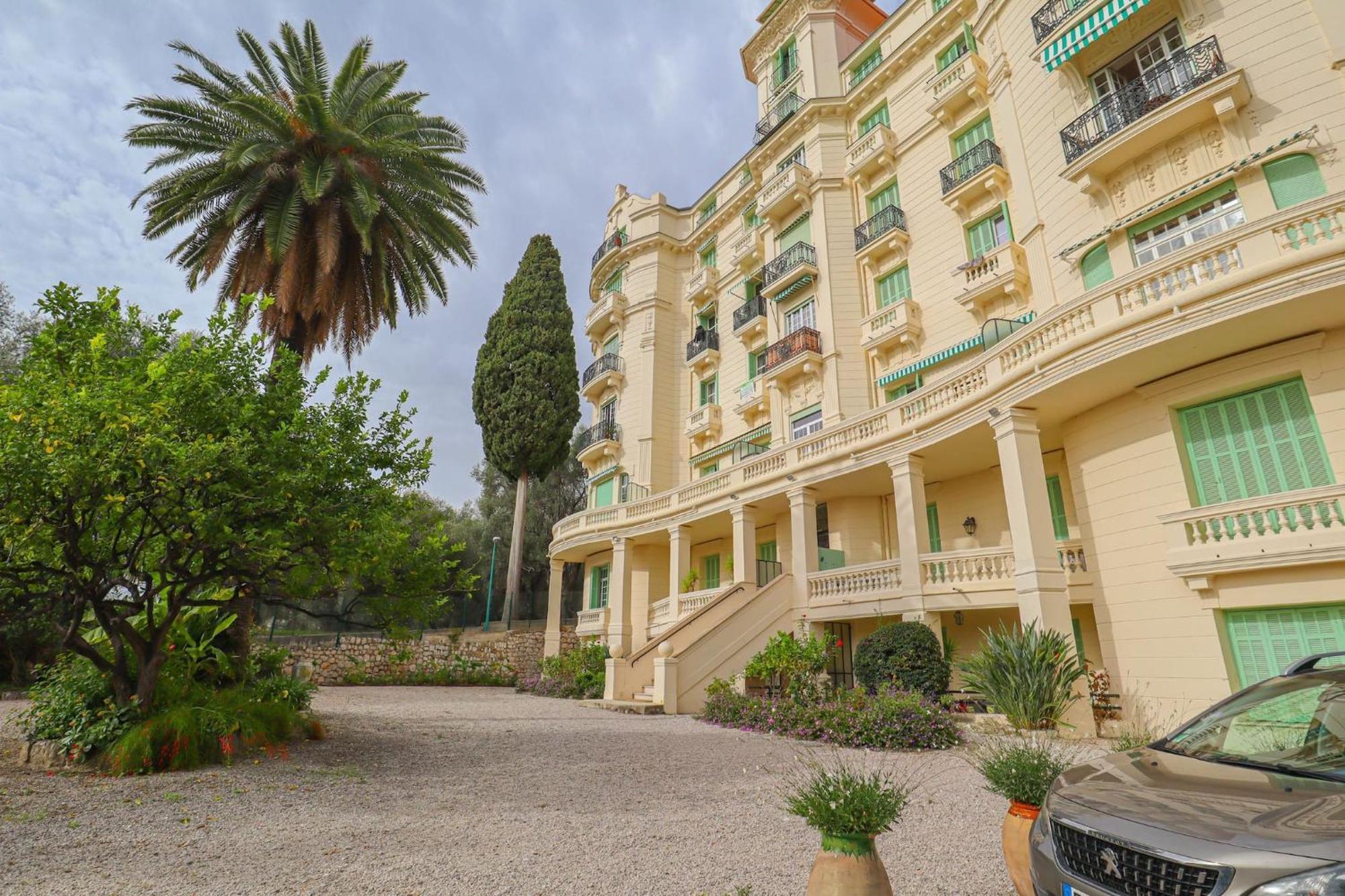 "Le Garavan Palace" Idyllique, Proche Gare Et Plage Menton Exterior foto
